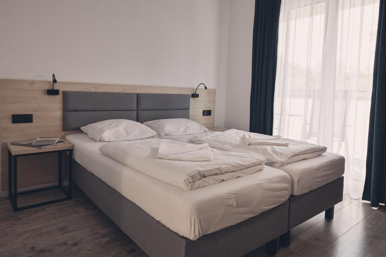 Holiday Siesta Pensjonat, Domki Rewal Eksteriør billede